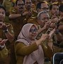 Kenapa Orang Tua Sering Membandingkan Anaknya